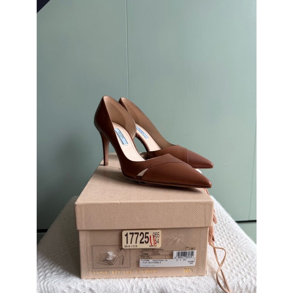 NIB $690 Prada Brown Leather Pointed Toe D'Orsay Pumps, Size 36.5 (US 6-6.5)